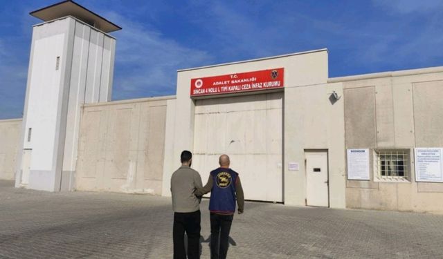 Kaçak hırsızlık şüphelisi yakalandı