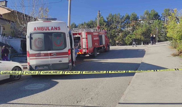 Karabük'teki ev yangını: 1 kişi dumandan etkilendi