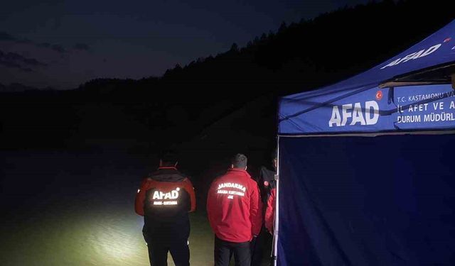 Kastamonu'da balıkçılar barajda erkek cesedi buldu