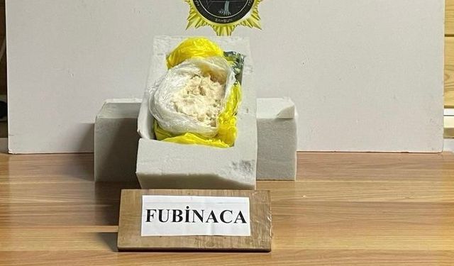 Minibüsün sünger bölmelerinden uyuşturucu çıktı