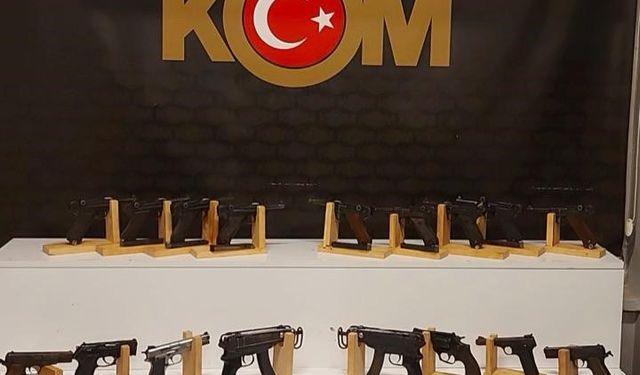 Silah tacirleri yakalandı