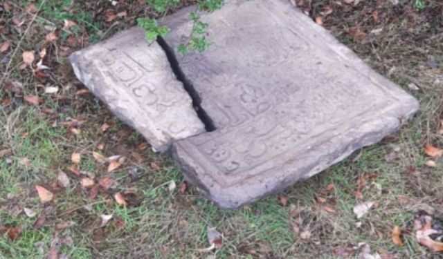 Tarihî Cin Camii Kitabesi Devlet Korumasına Alındı