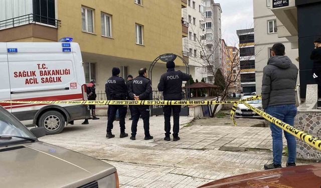 Apartmanın 8. katından düşen adam hayatını kaybetti