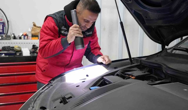 Araç satışında 'sazan sarmalı' oyununu eksperin dikkati bozdu