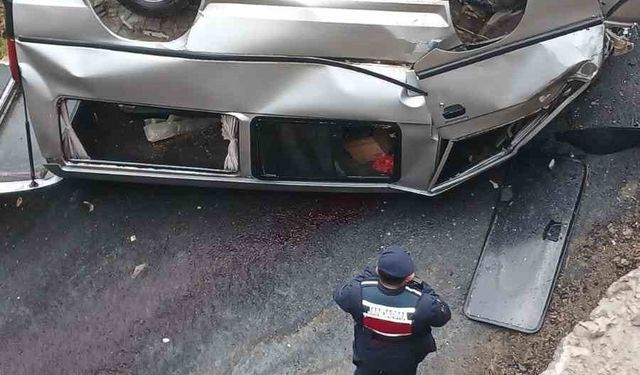 Artvin'de trafik kazası: 3 ölü