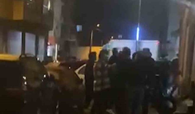 Bolu'da sokak ortasında kavga: Taraflar güçlükle ayrıldı