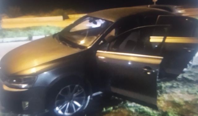 Dur ihtarına uymayan sürücü kovalamaca sonrası polise çarptı: 1 polis yaralandı