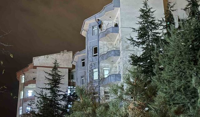 İntihara kalkışan şahıs 4 saatte ikna edildi