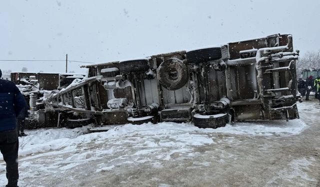 Kar yağışı kazayı beraberinde getirdi