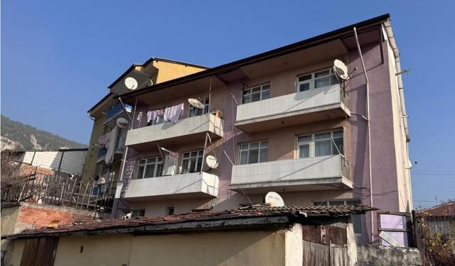 Karabük'te bir kişi evinin önünde ölü bulundu