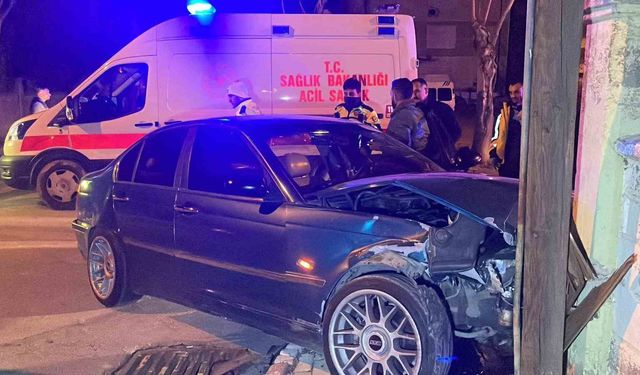 Karaman'da otomobiller çarpıştı: 5 yaralı