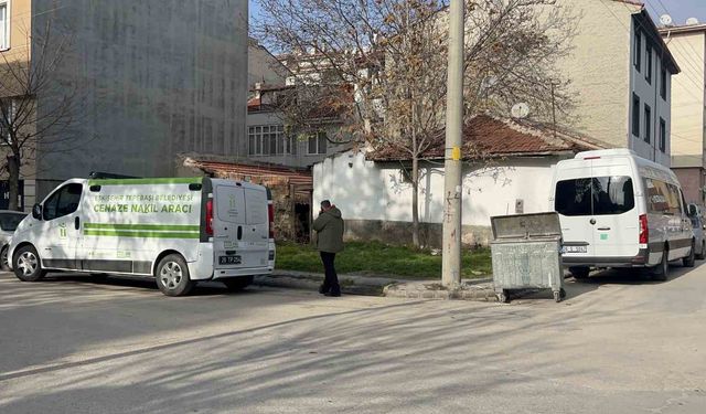 Muhtarın 10 gün boyunca haber alamadığı 74 yaşındaki şahıs evinde ölü bulundu