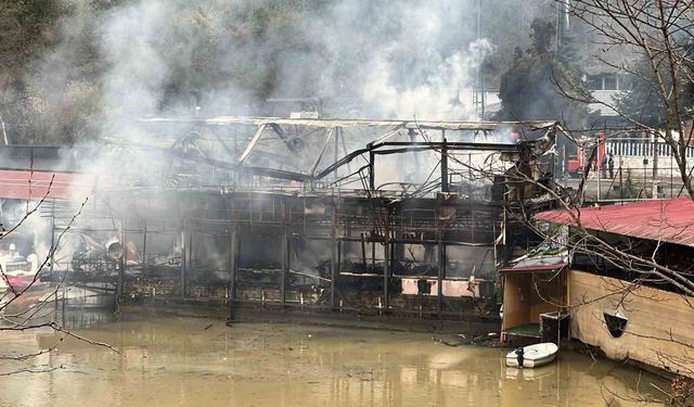 Sera Gölü'ndeki turistik işletmede yangın