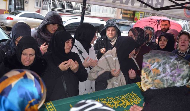 Sivas'ta göçük altında can veren şantiye müdürü, Bafra'da defnedildi