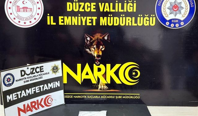 Düzce'de 100 gram uyuşturucu ele geçirildi, 3 kişi tutuklandı