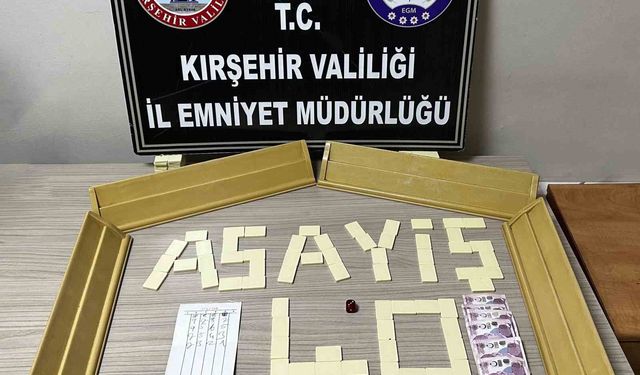 Kırşehir'de kahvehaneye kumar baskını