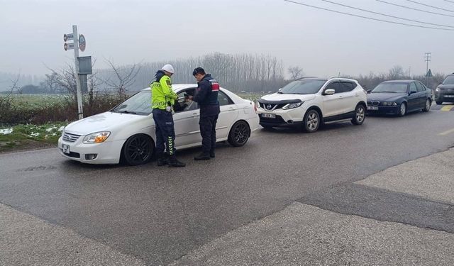 Köylerde 6 bin araç denetlendi