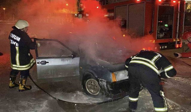 Otomobili küle dönmekten itfaiye kurtardı