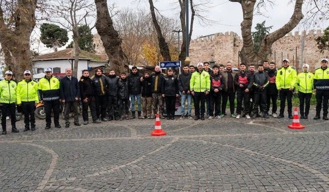 Sinop'ta motosikletli kuryelere hayat kurtaran uyarılar