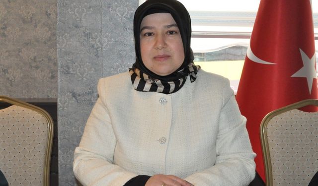 Ayşe Köprülü, Eğitim Sektöründe Çalışan Kadınların Karşılaştığı Zorlukları Açıkladı