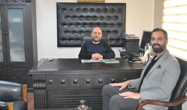 Dr. Öğr. Üyesi Zafer Susoy, Tokat Hürsöz ve Sesimiz Gazetesi’ni ziyaret etti