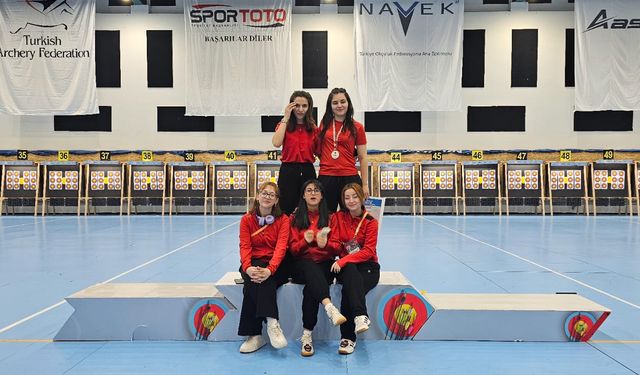 Gençlik Spor Kulübü'nden Büyük Başarı! Türkiye Üçüncülüğü ve İkinciliği