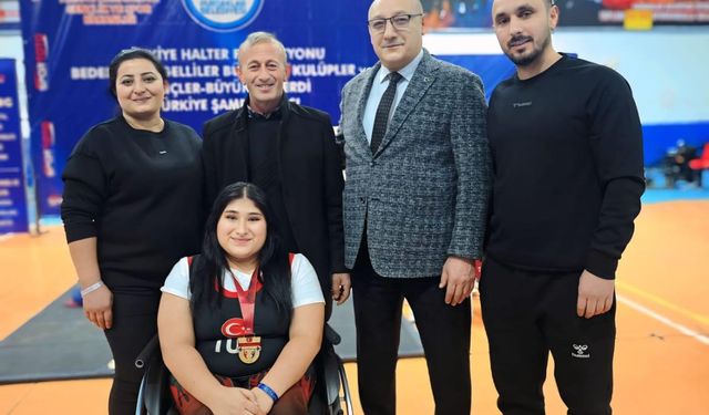 Dilek Erkek 70 Kiloyla Türkiye Şampiyonu Oldu