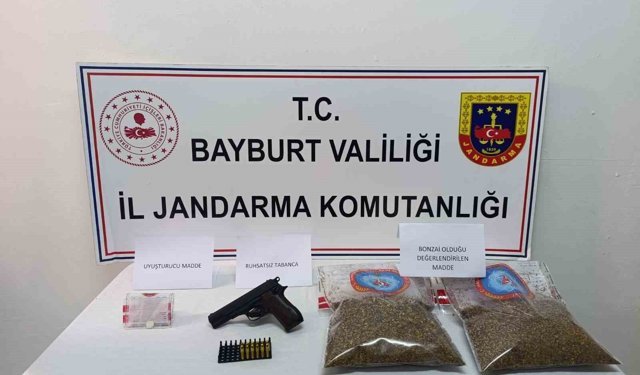 Bayburt'ta jandarma ekiplerinden uyuşturucu operasyonu: 6 şüpheli yakalandı