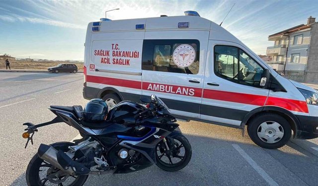 Ciple motosiklet çarpıştı: 1 yaralı