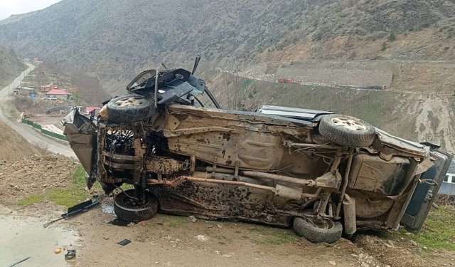 Gümüşhane'de otomobil uçuruma yuvarlandı: 1 ölü