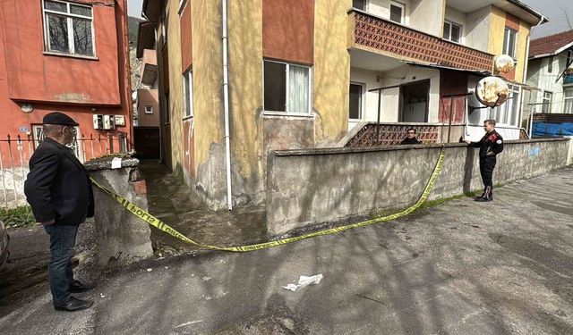 Karabük'te soba faciası: Karbonmonoksitten etkilenen çift hastaneye kaldırıldı