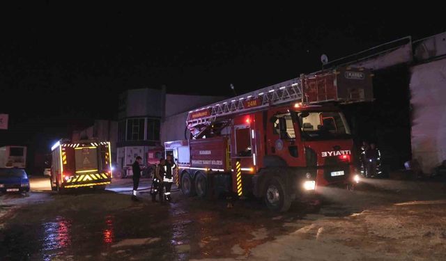 Karaman'da dorse üretim fabrikasında yangın paniği