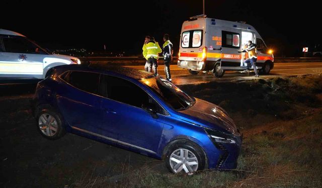 Kontrolden çıkan otomobil şarampole devrildi, sürücü kayıplara karıştı
