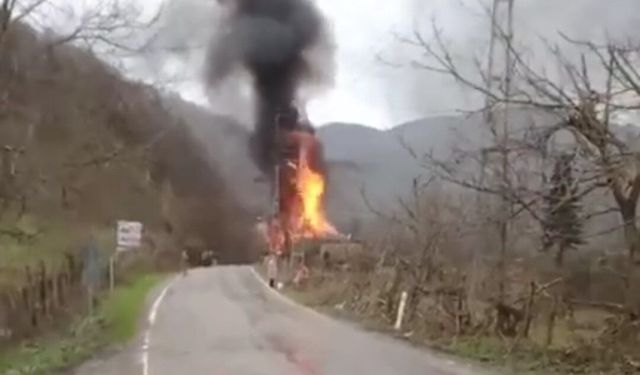 Mutfak tüpünden çıkan yangınla ev küle döndü