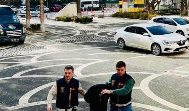 Otobüste uyuşturucu operasyonu: 700 hap ele geçirildi