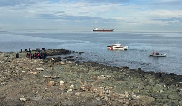 Trabzon'da denizde erkek cesedi bulundu