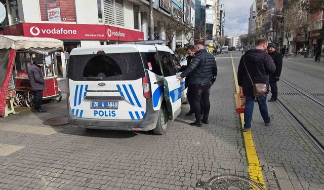 Zabıta ile vatandaş arasındaki hatalı park tartışması polis merkezinde bitti