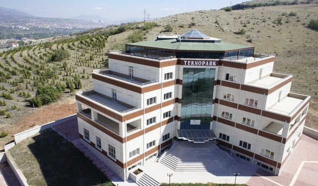 Teknopark'tan 1 Milyar TL'yi Aşan Satış ve İhracat Başarısı