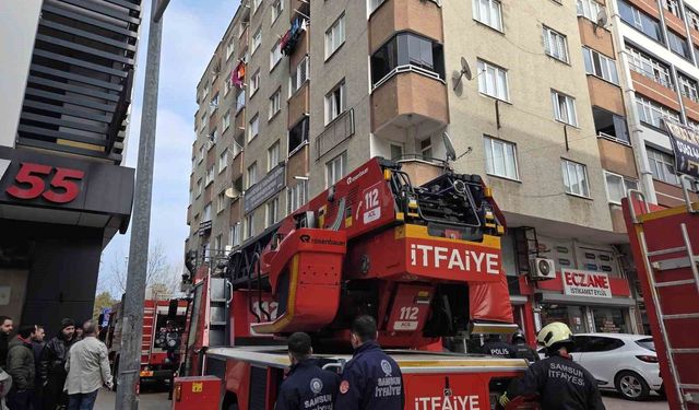 Bulaşık makinesi alev aldı, yangın büyümeden söndürüldü