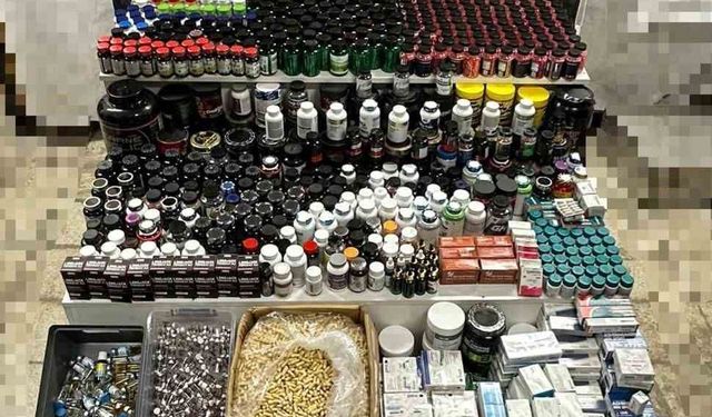 Polis 5 milyon lira değerinde kaçak ilaç ve gıda takviyesi ele geçirdi