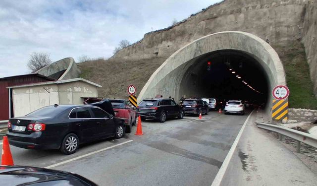 Samsun'da 6 aracın karıştığı zincirleme kaza: 1 yaralı