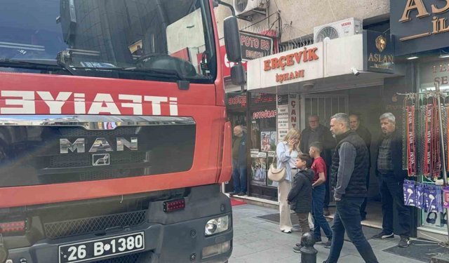 Esnafın 'yangın' paniği, bacadan geri tepen duman çıktı
