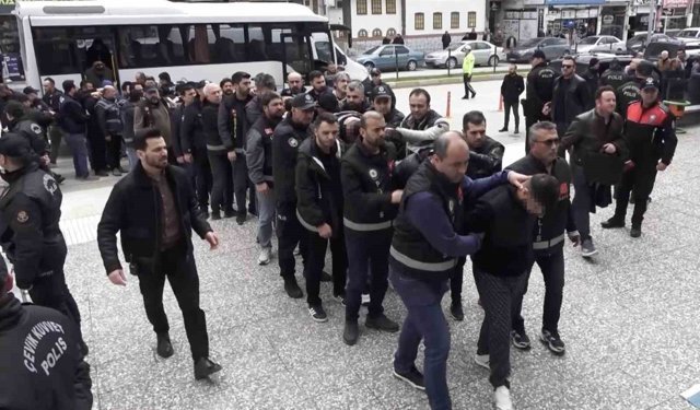 Ev satma vaadiyle milyonlarca liralık vurgun yapan şebeke çökertildi: 21 tutuklama