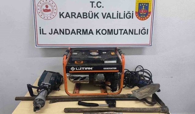 Kaçak kazı ve uyuşturucu operasyonlarında 11 kişi yakalandı