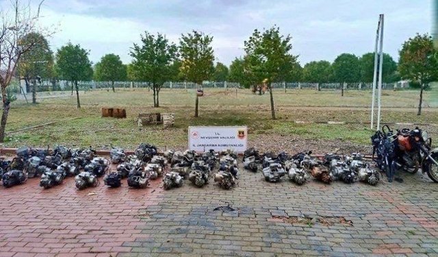 Nevşehir'de motosiklet şaselerini kazıyan şahıslara operasyon: 2 gözaltı