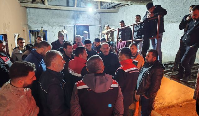 Tokat’ta Sağanak Alarmı! Ahırları Su Bastı, Tahliye Seferberliği Başladı