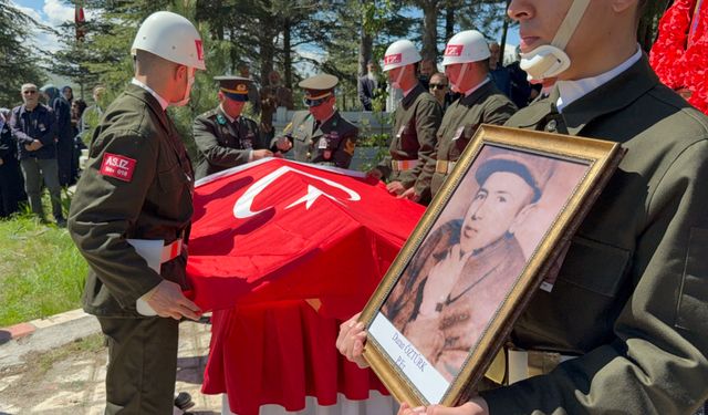 61 Yıl Kimsesizler Mezarlığı’nda Yatan Şehit, Memleketi Tokat’ta Son Yolculuğuna Uğurlandı