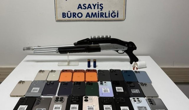 Akşehir'de kaçak cep telefonu operasyonu