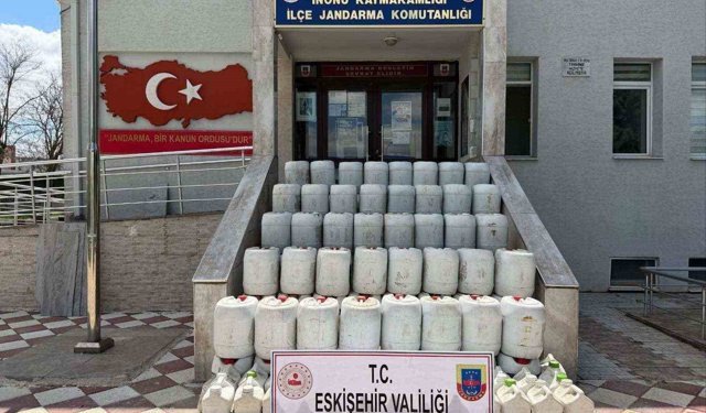 Jandarma 2 bin 270 litre sahte sıvı gübre ele geçirildi
