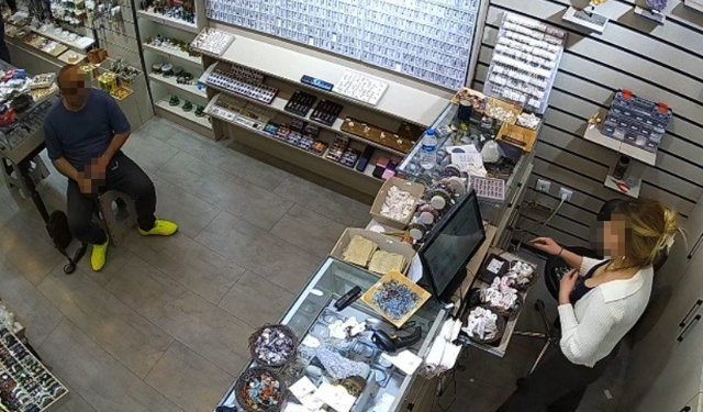 Karşısında hayasızca hareketler sergilenen kadın, yaşadığı taciz olayının detaylarını anlattı
